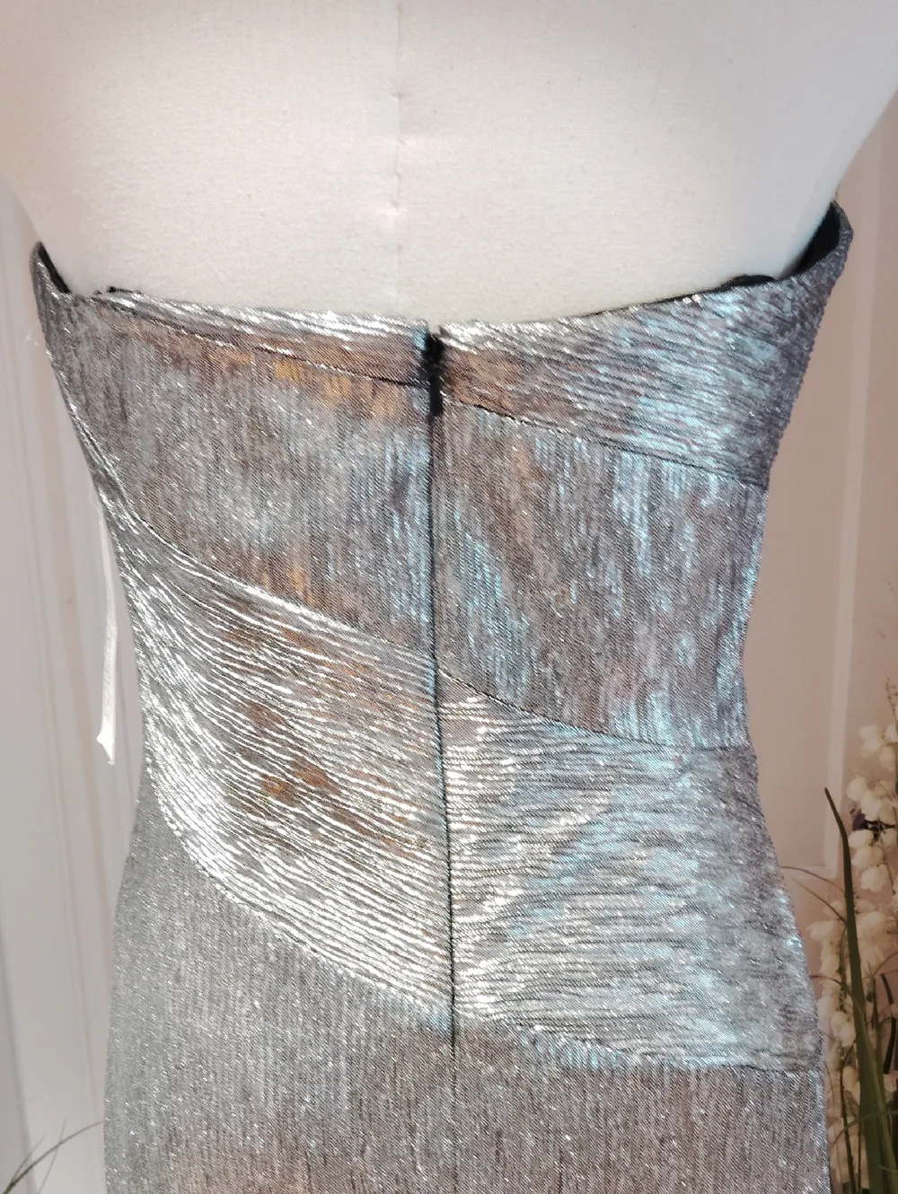 Rene Ruiz Metallic Strapless Gown - Picture 10 of 14